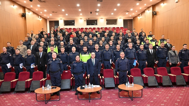 Vali Özkan'dan jandarmaya övgü