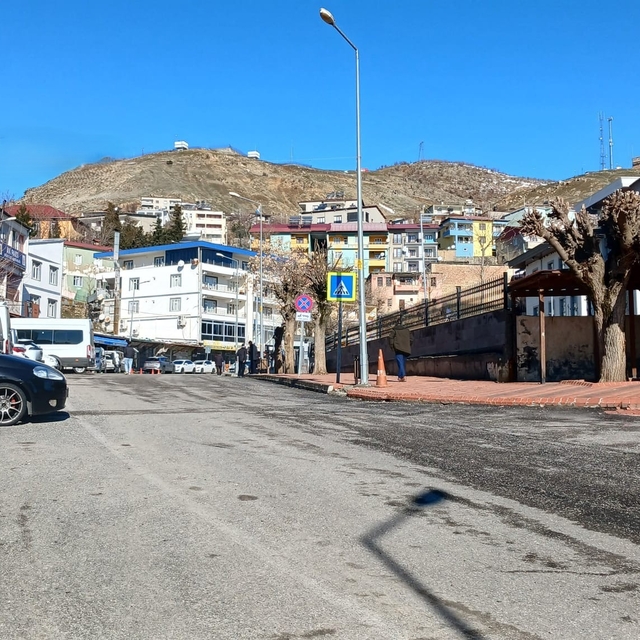 Kulp'ta ağır ve orta hasarlı yapılar için tahliye ve borçlandırma süreci ba...