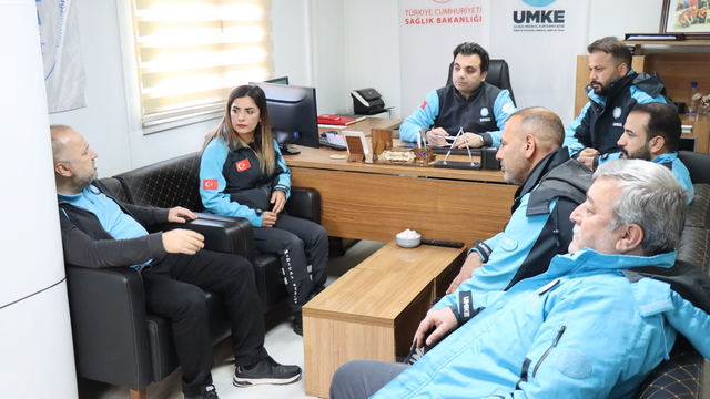 6 ŞUBAT DEPREMLERİNİN ÜÇÜNCÜ YILI - Kardeşleri enkaz altında kalan UMKE gönüllüsü başka hayatlara umut oldu