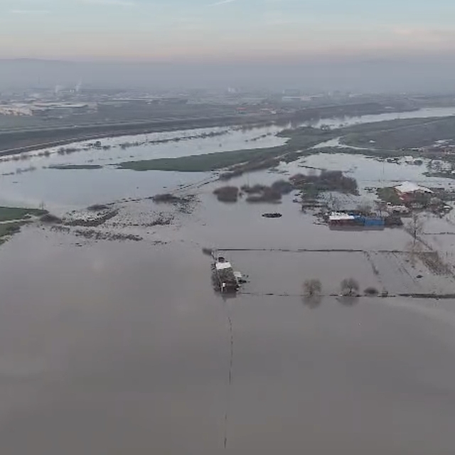 Bursa'da binlerce hektar ekili alan sular altında
Bursa'da şubat yağışları...