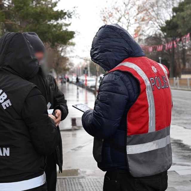 Okul çevreleri ve servis araçlarına yönelik denetim yapıldı