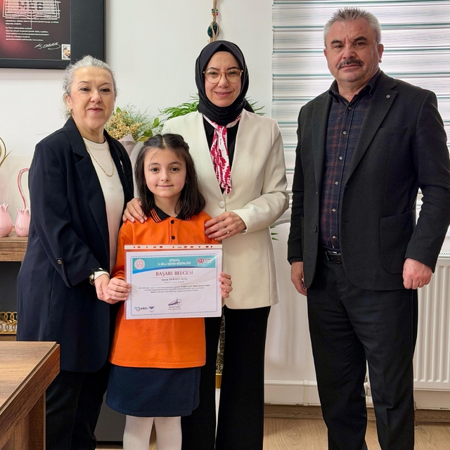 Hisarcık Atatürk İlkokulu öğrencisi resim yarışmasında il üçüncüsü oldu