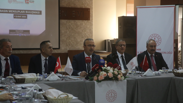 Eskişehir İl Milli Eğitim Müdürü Aydın, gazetecilerle bir araya geldi