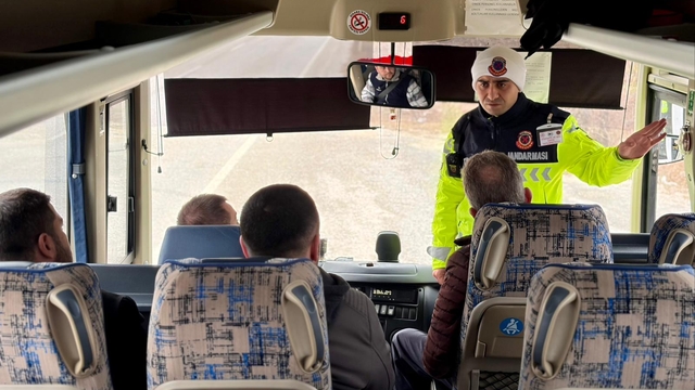 Bilecik'te okul çevresinde ve servis araçlarında denetim yapıldı