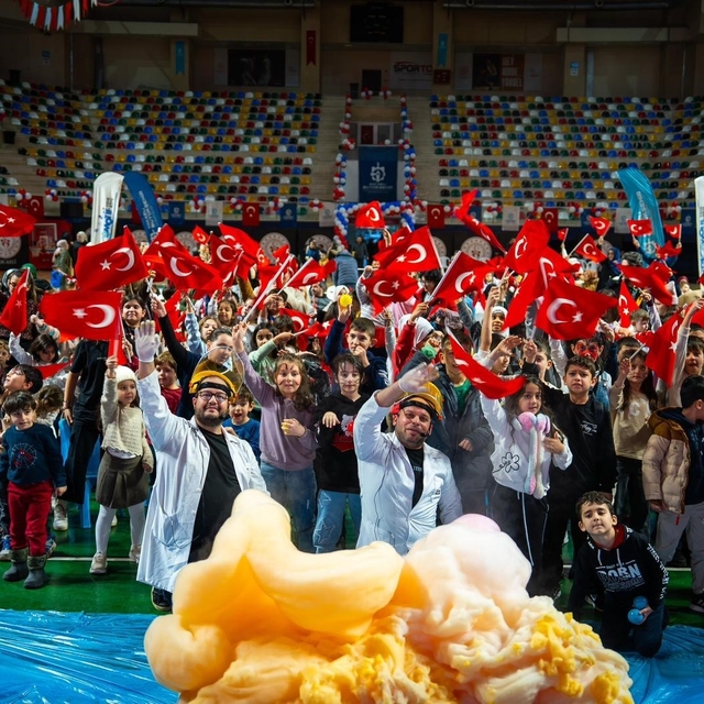 Kocaeli'de 13 bini aşkın çocuk yarıyıl tatilini etkinliklerle değerlendirdi