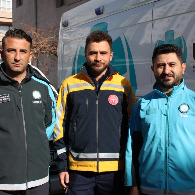 'Asrın felaketi'nde bölgeye ulaşan ilk ekipler yaşadıklarını anlattı
Kimi a...