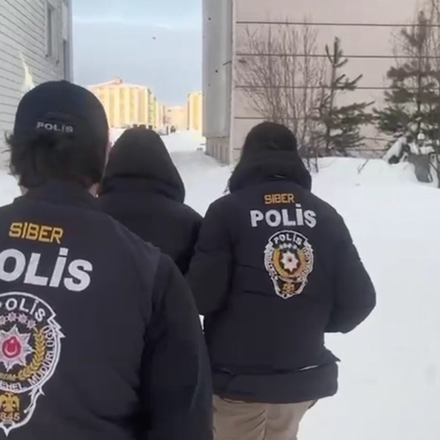 Kars merkezli 5 ilde "sahte el" operasyonu: 12 tutuklama
