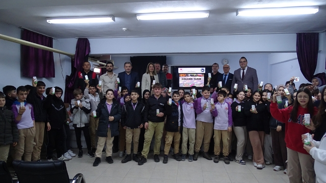 Havran İmam Hatip Ortaokulu'nda organik tarım ve iyi tarım uygulamaları eğitimi verildi