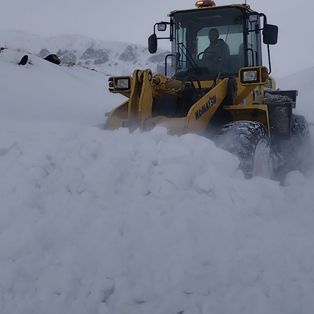 Kars'ta tipi 48 köy yolunu ulaşıma kapadı