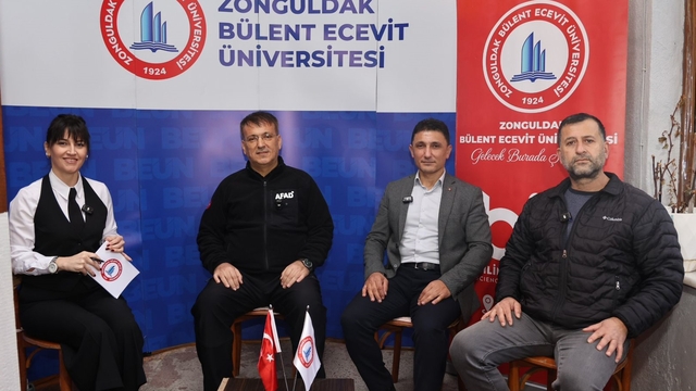 Zonguldak'ta "Bilim Kafe" etkinliğinde deprem bilinci ele alındı