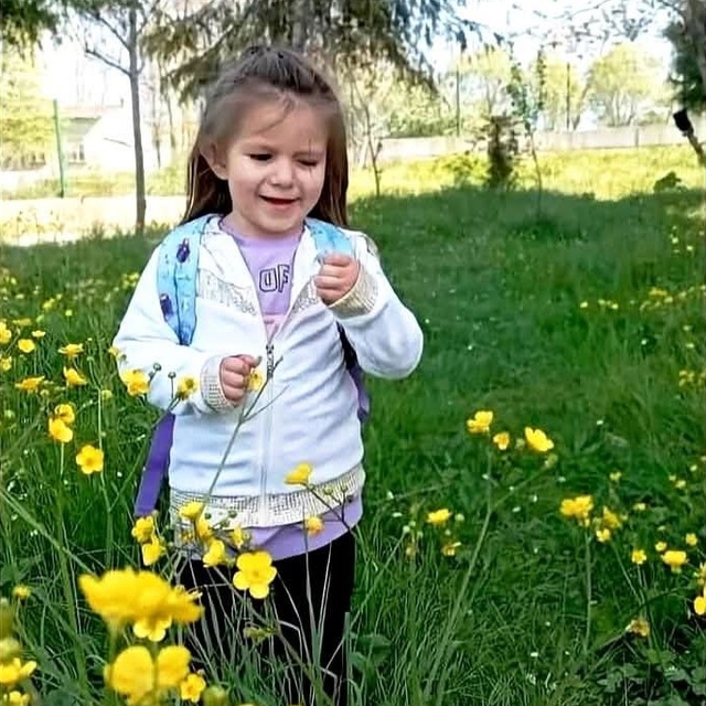 Okul yolunda ölen 5 yaşındaki Güneş toprağa verildi