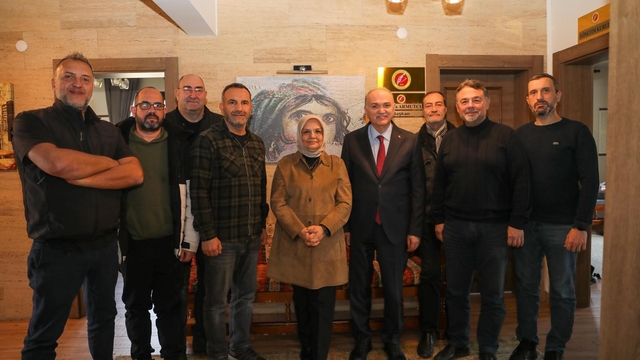 Gazeteciler Keşir ve Özlü'yü ağırladı