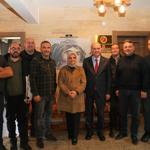 Gazeteciler Keşir ve Özlü'yü ağırladı