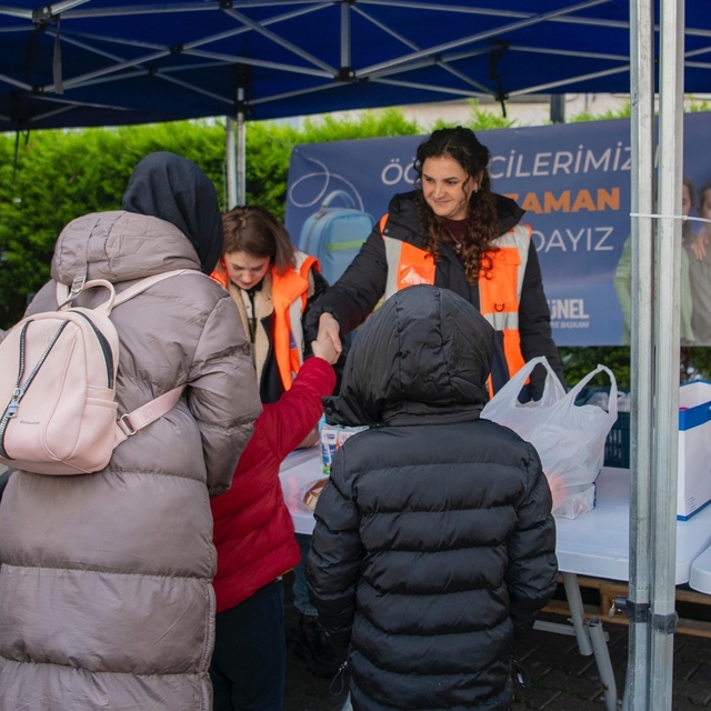 Öğrencilere ikinci dönemin ilk beslenme çantaları ulaştırıldı