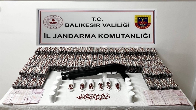 Balıkesir'de son 1 ayda uyuşturucudan 127 şüpheli yakalandı, 17'si tutuklandı