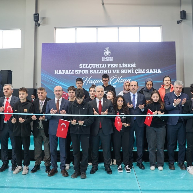 Selçuklu Fen Lisesi Kapalı Spor Salonu ve Suni Çim Saha'nın resmi açılışı g...