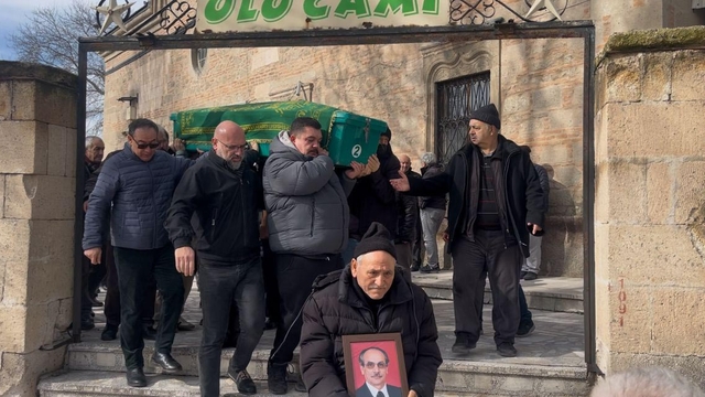 Flüt üstadı Ayvazoğlu, son yolculuğuna uğurlandı