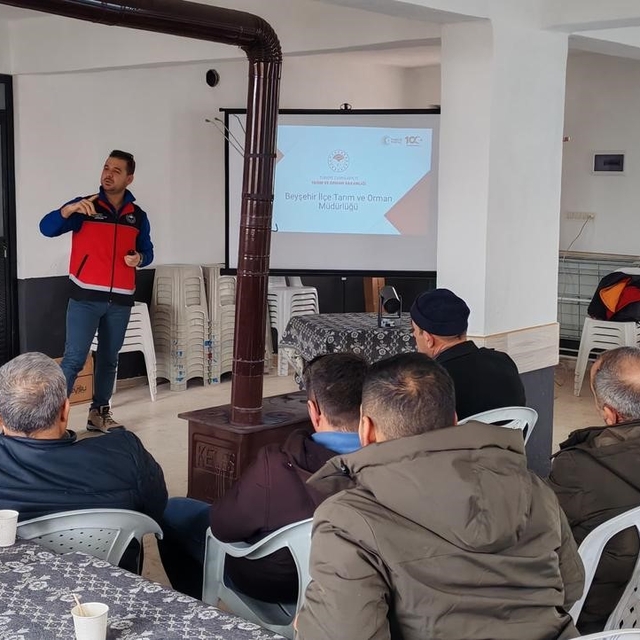 Beyşehir'de şap hastalığına karşı bilgilendirme yapıldı