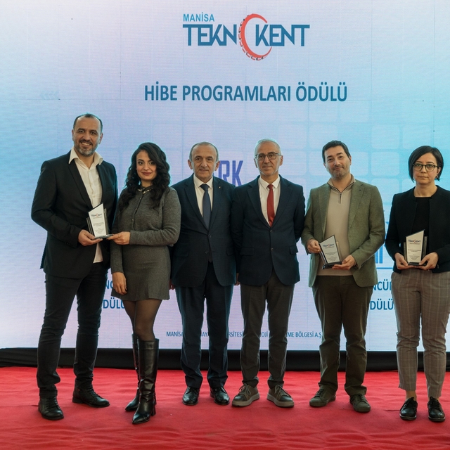 Manisa CBÜ TEKNOKENT'e destek sağlayan firmalara ödül