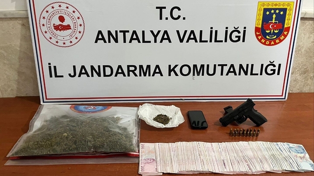 Alanya'da jandarmadan uyuşturucu operasyonu