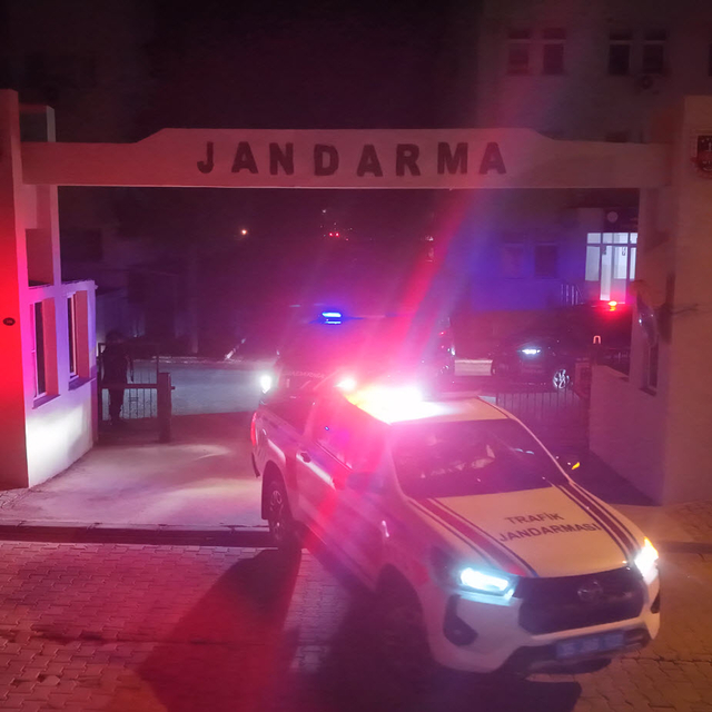 İzmir'de tarımsal kalkınma kooperatiflerine operasyon: 13 gözaltı