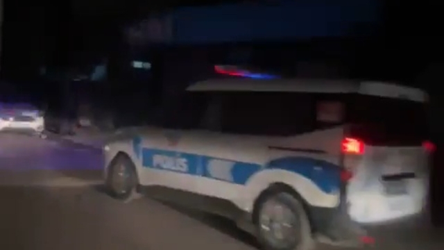 Markette silahlı kavga: 3 yaralı