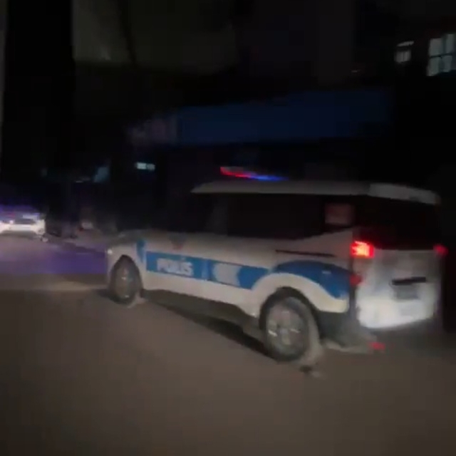 Markette silahlı kavga: 3 yaralı