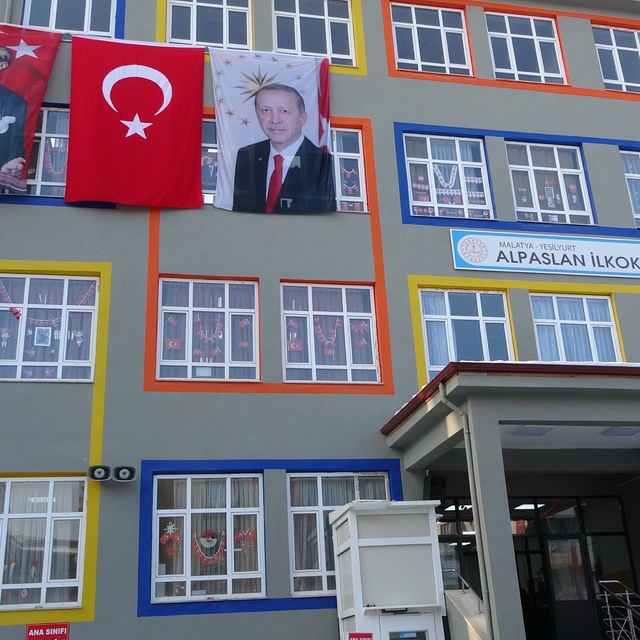 Malatya'da depremin 3. yıl dönümünde eğitime 1 gün ara