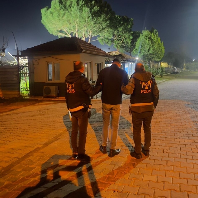 Nitelikli dolandırıclık suçundan aranan şahıs Aydın'da yakalandı