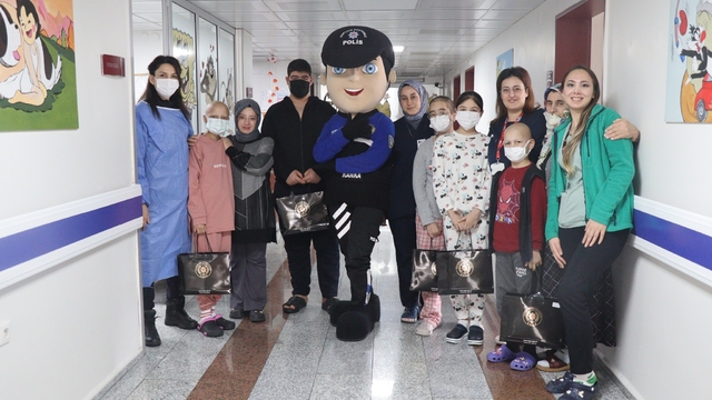 Erzurum polisinden örnek ziyaret