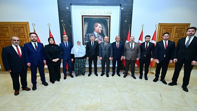 AK Parti Eskişehir Teşkilatı'ndan Vali Yılmaz'a ziyaret