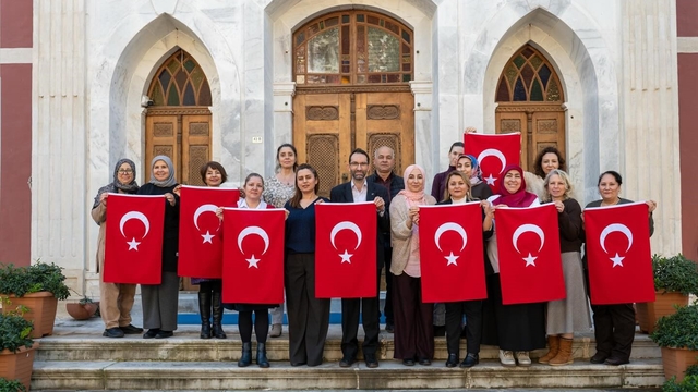 Muğla Olgunlaşma Enstitüsü'nde Bayrak Dikim Kursu tamamlandı