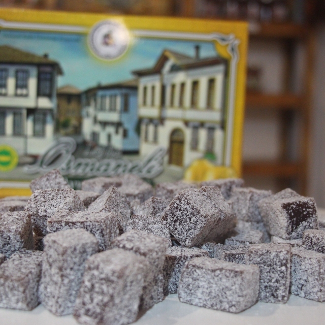 Bu tesiste günde 10 bin adet ayva ve nar lokumu üretiliyor
Coğrafi işaretli...