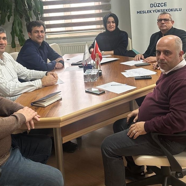 Sektör temsilcileri öğrencilerle bir araya gelecek