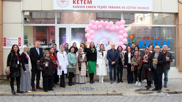 Dünya Kanser Gününde hastalar bir araya geldi