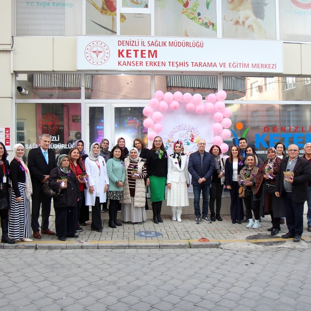 Dünya Kanser Gününde hastalar bir araya geldi