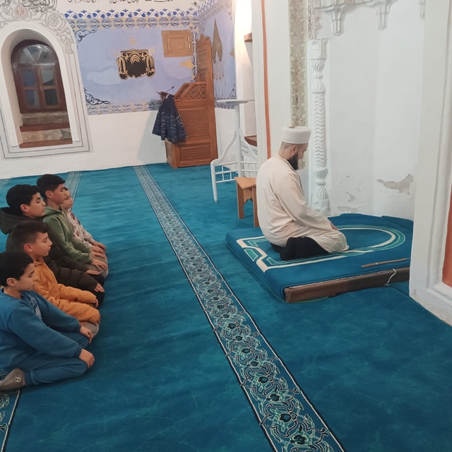 Sivrihisar Kurşunlu Camii'nde çocuklara örnek teşvik