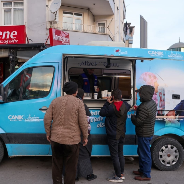 Canik'te gönülleri ısıtan ikram
