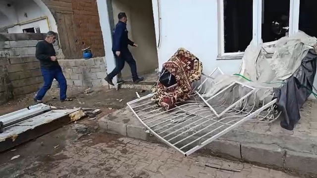 Mardin'de evde patlama: 3 yaralı