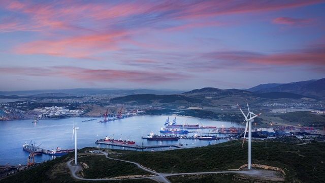 Aliağa Limanları, dış ticaretin yüzde 5,5'ini tek başına derçekleştirdi