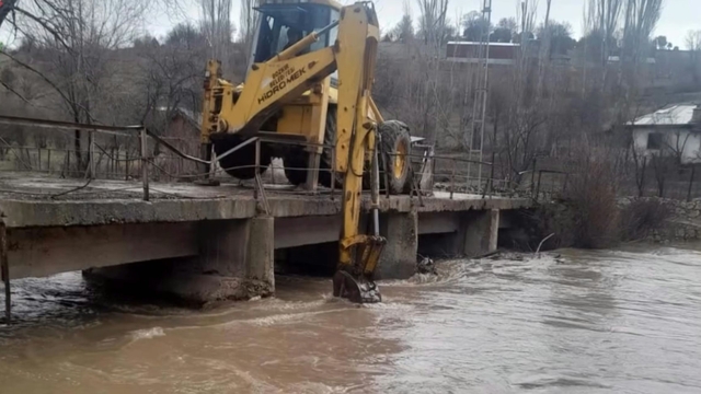 Aygır Şelalesi'nde taşkın riski önlemleri alınıyor