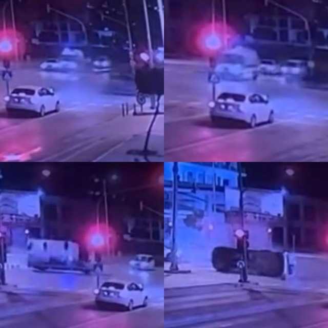 Mersin'deki ambulans kazası güvenlik kamerasına yansıdı