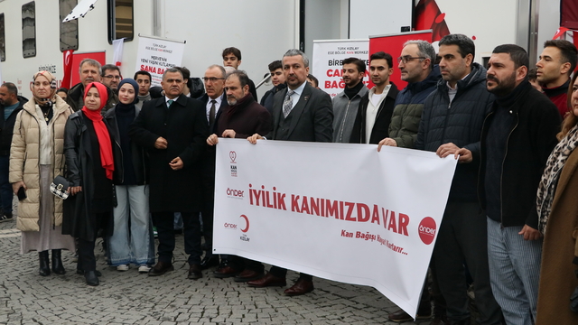 İzmir'de "İyilik Kanımızda Var" kan bağışı kampanyası tanıtıldı