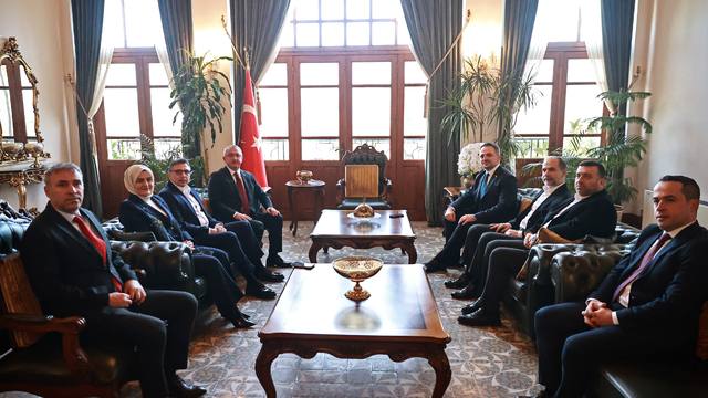 Gençlik ve Spor Bakan Yardımcısı Eminoğlu, Hatay'da temaslarda bulundu