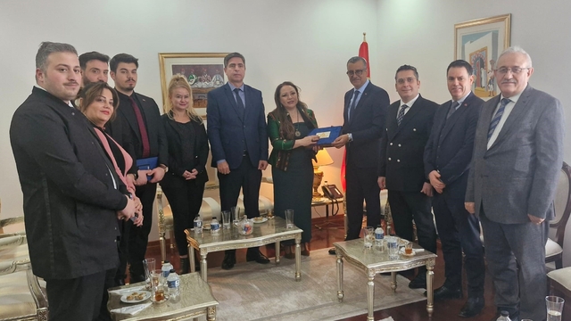 Türkiye-Tunus hattında sağlık ve yatırım iş birliği güçleniyor