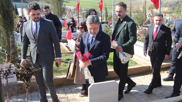 Bakan Yumaklı: Deprem bölgesinin yeniden kalkınması için çalışmaya devam ediyoruz (2)