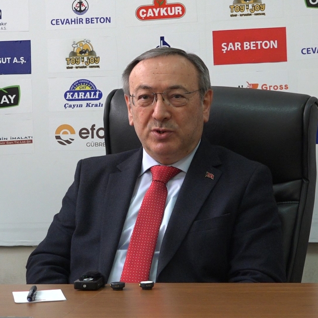 Yusuf Ziya Alim: "2025 yılında 160 bin ton da kuru çay olarak üretim yapıld...