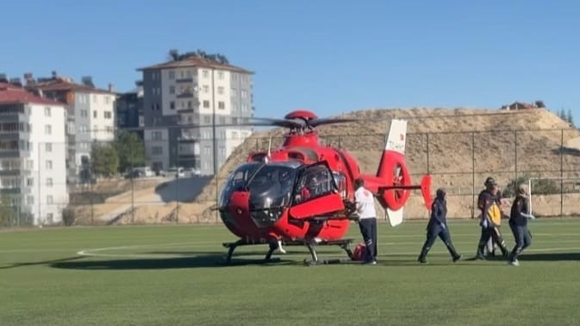 Malatya'da ambulans helikopter 70 yaşındaki hasta için havalandı