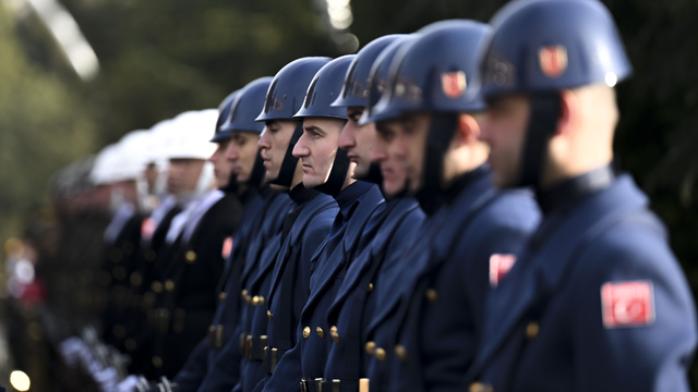 Genelkurmay Başkanı Orgeneral Bayraktaroğlu, Birleşik Krallık Genelkurmay Başkanı Orgeneral  Knighton ile görüştü