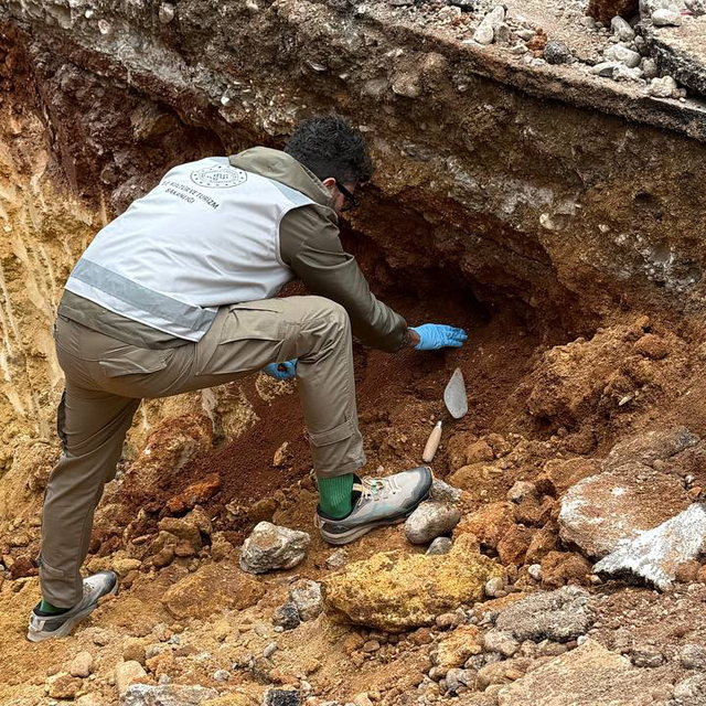 Altyapı çalışmasında insana ait olduğu değerlendirilen kemikler bulundu